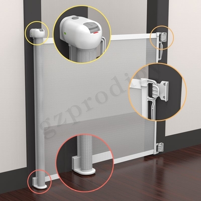 Soem-Leichtgewichtler ausdehnbarer einziehbarer Mesh Pet Gate For Stairs im Freien