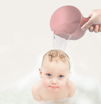 Kunststoff mit Griff, tragbarer Bad-Shampoo-Spülbecher für Baby-Haarwäsche